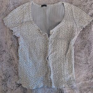 Brandy Melville shirt